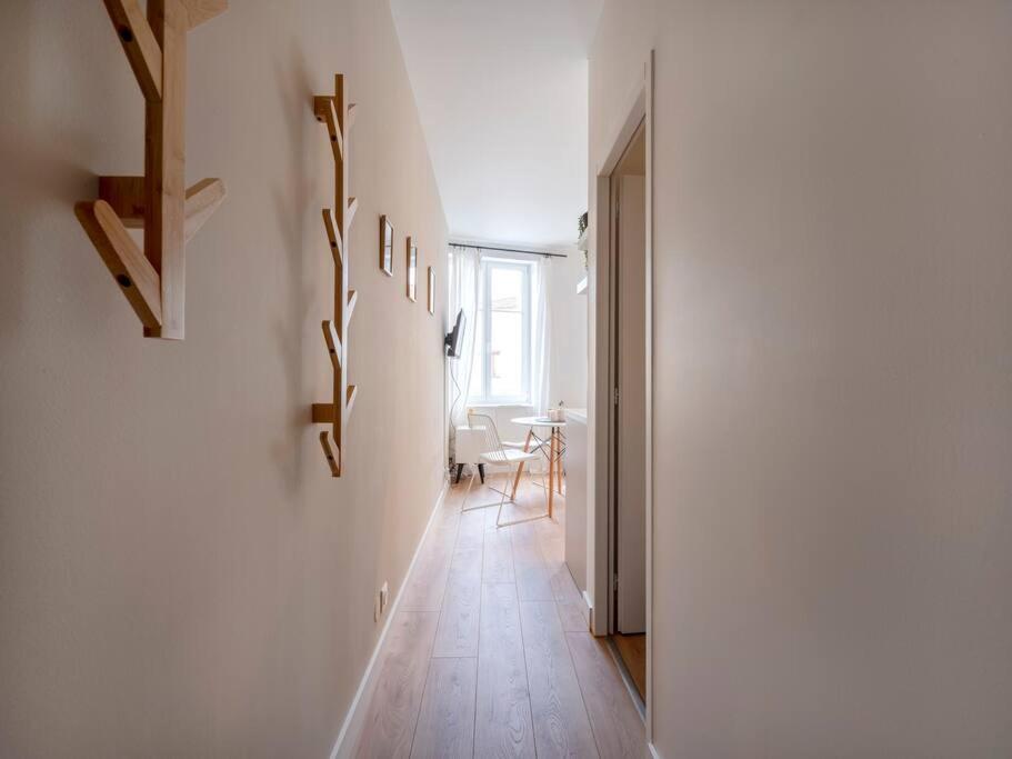Le Coquet Des Trois-Maisons Avec Parking Privatif Nancy Exterior foto